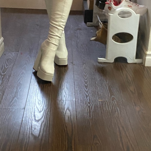Windsorsmith HIGH KNEE boots WHITE - Picture 4 of 5